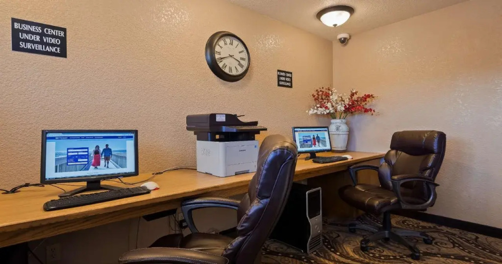 Best Western Plus Bayshore Inn