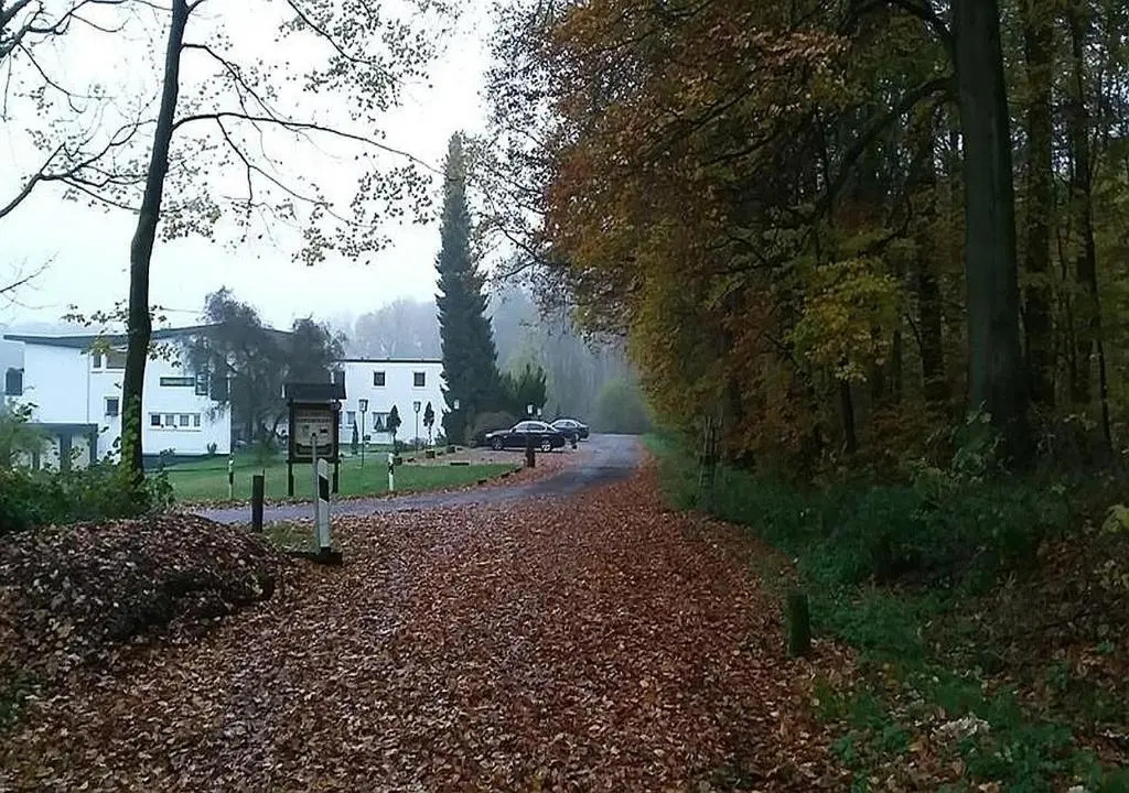 WALDHOTEL