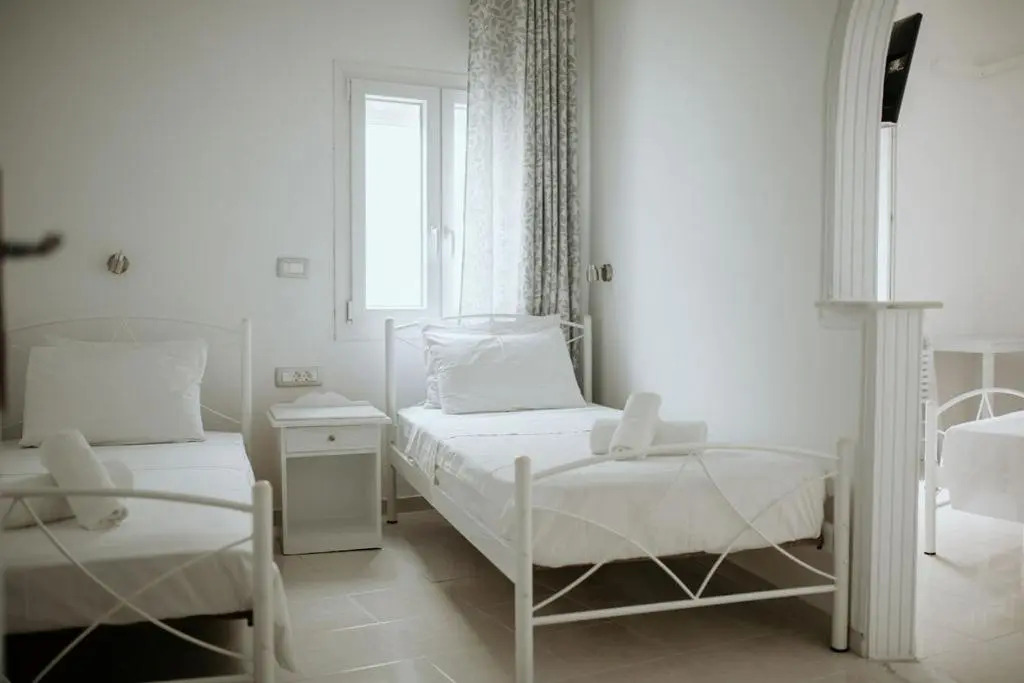 Hotel Thirasia
