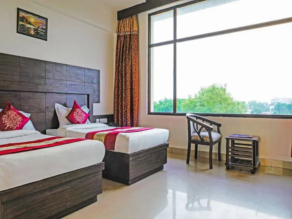 OYO 2611 Madhu Resorts