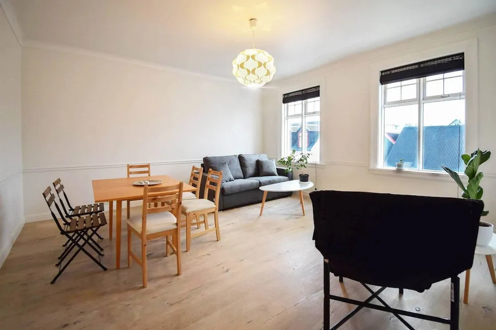 Apartment G4