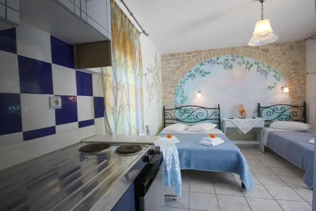 Dibellee Mykonos Studios