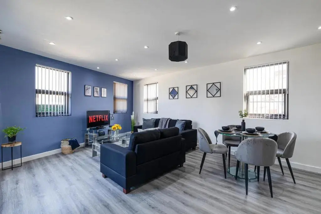 Modern & refurbished 2/bed apartment in Stockport