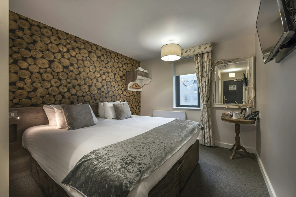 The Lodge Hotel