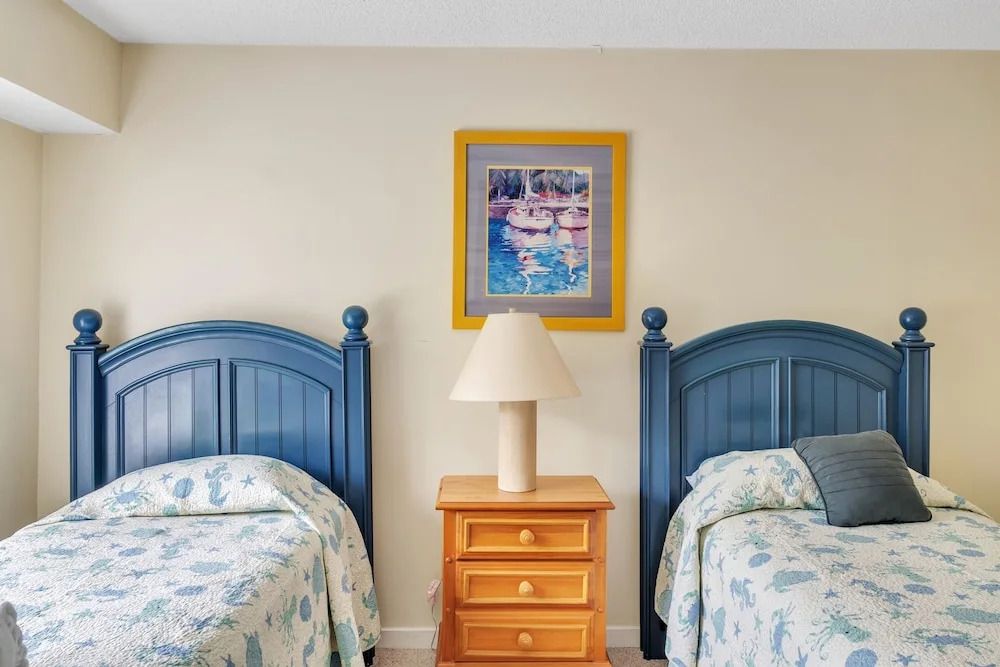 Serene 2br Retreat At Springwood Villas, Hh Island 2 Bedroom Townhouse by Redawning
