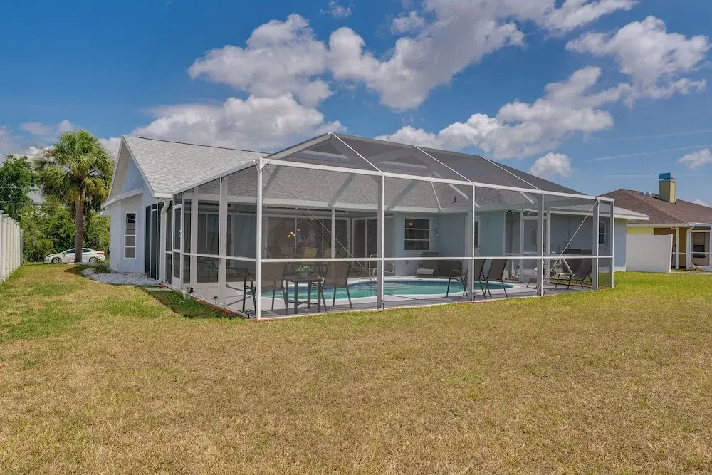 Port Charlotte Home w/ Pool - 8 Mi to Beaches!