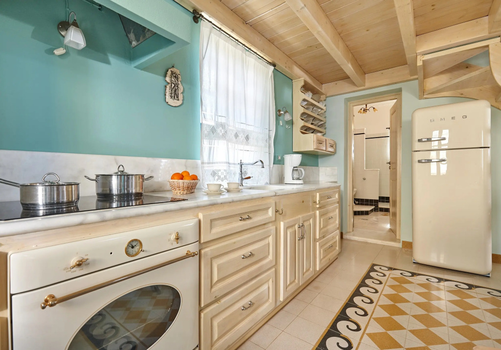 Orelia Cretan Deluxe Apartments