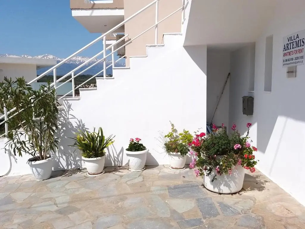 Artemis Apartments