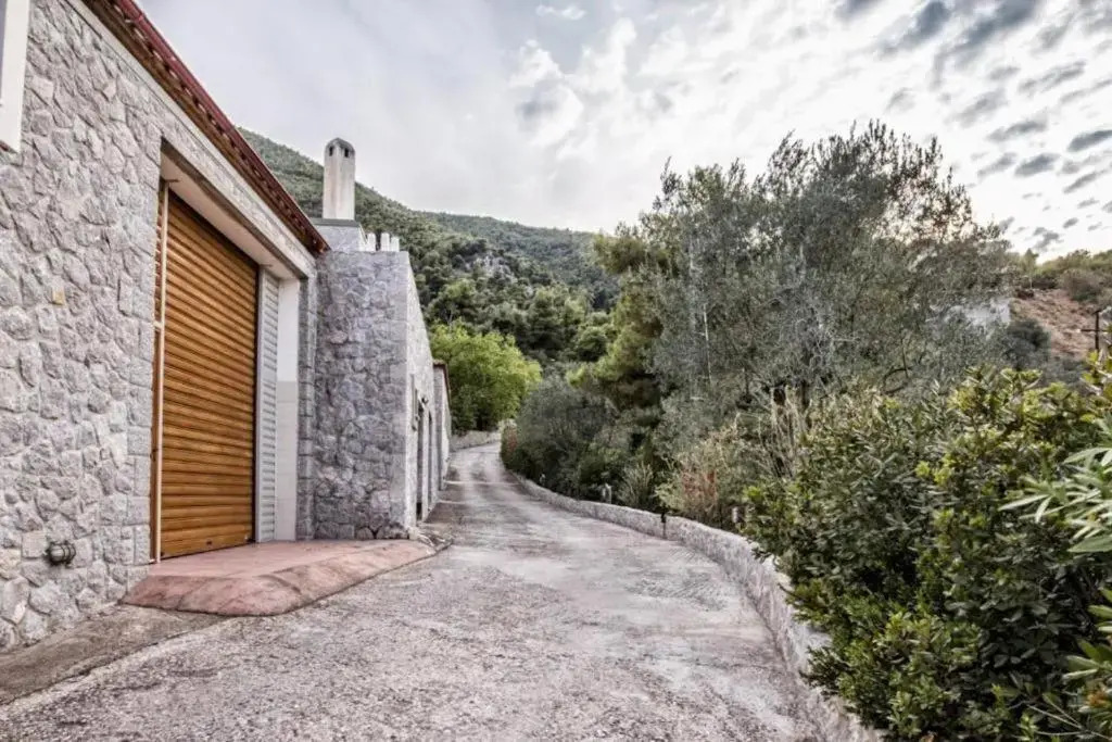 Epidavros Villas, Thymari Garden & Seaview Retreat