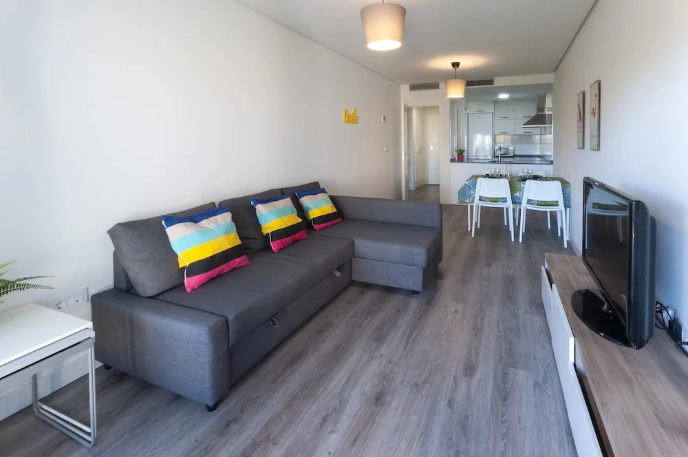 Happy - Apartment With Shared Pool in Oliva Nova