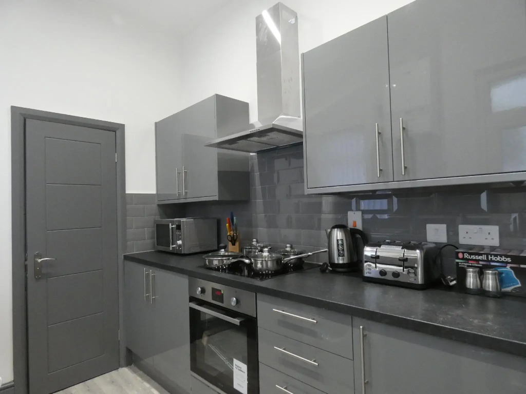 Townhouse @ 80 St John Street Stoke