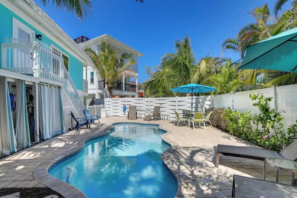 Siesta Key Dream Inn Vacation Rental Near Village