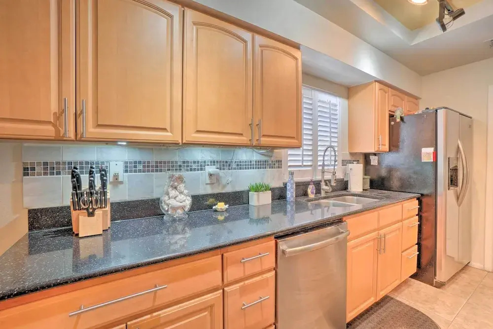 Tampa Home w/ Private Backyard ~ 15 Mi to Downtown