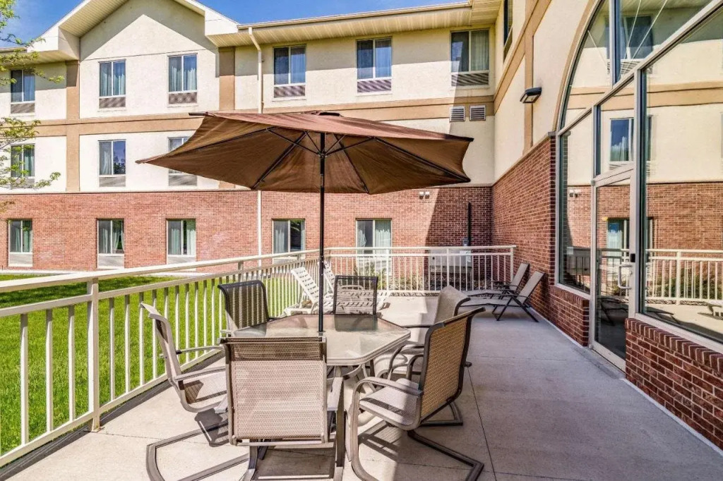 Comfort Inn & Suites Rapid City near Mt Rushmore