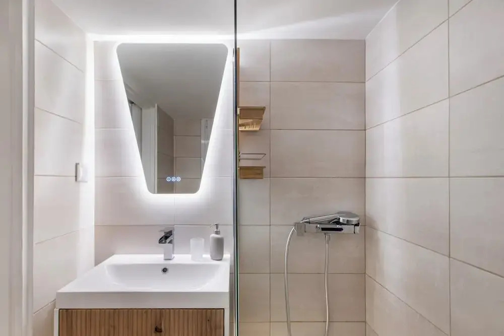 Viora Stunning Deluxe Studio in Athens