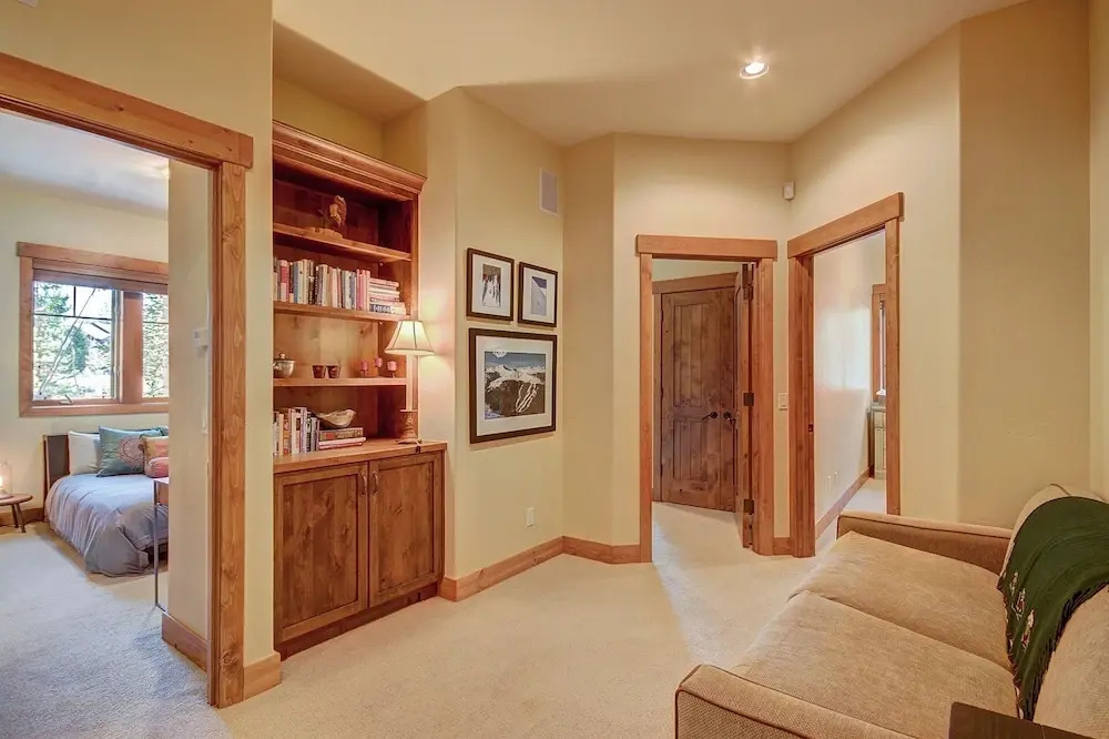Shock Hill Escape 4 Bedroom Home