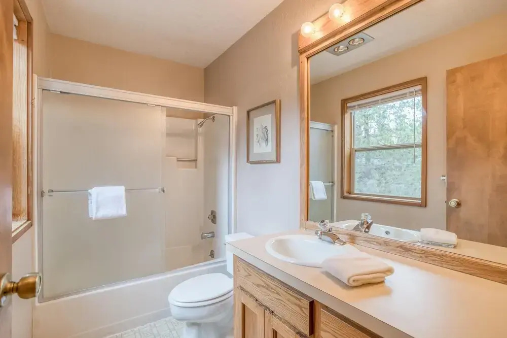 Red Cedar Lane 60
