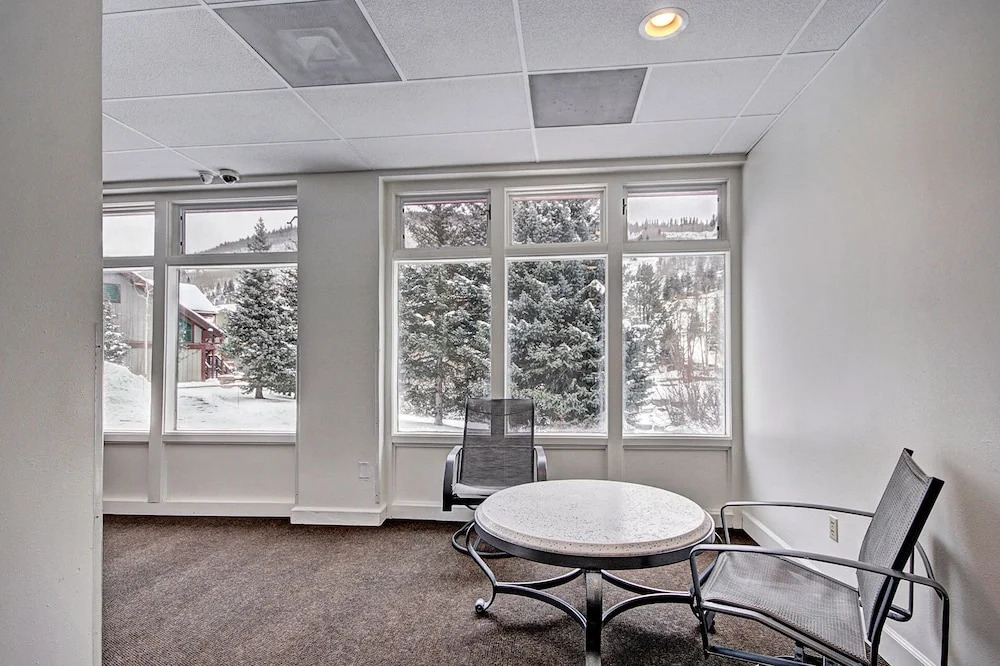 Vs438 And 436H Village Square Condo