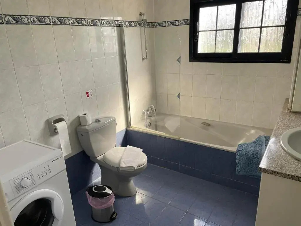 Villa Ocean Stones 1Km From Main Coral Bay Beach