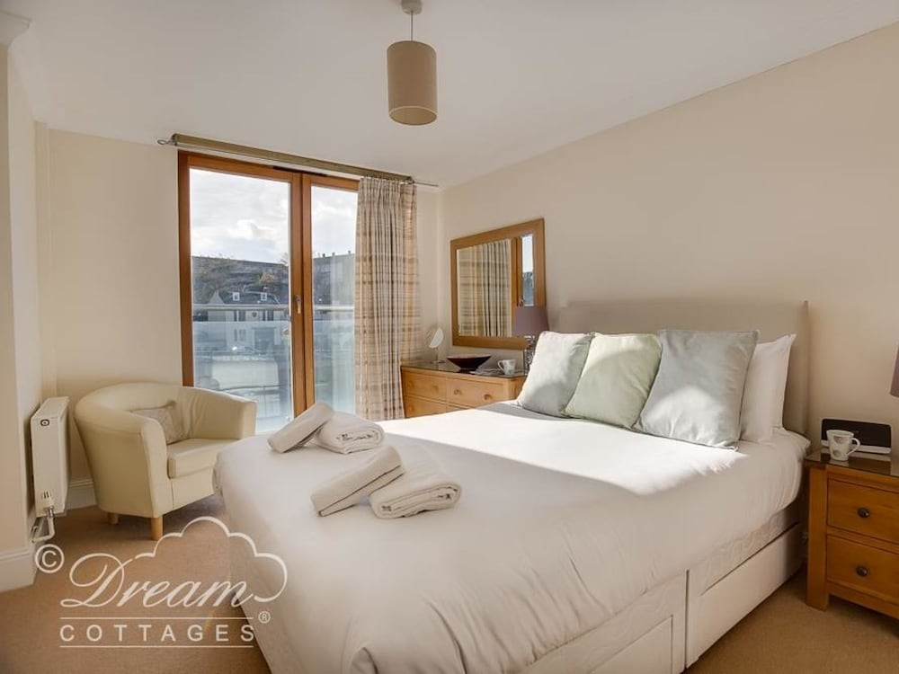 Harbourside Apartment