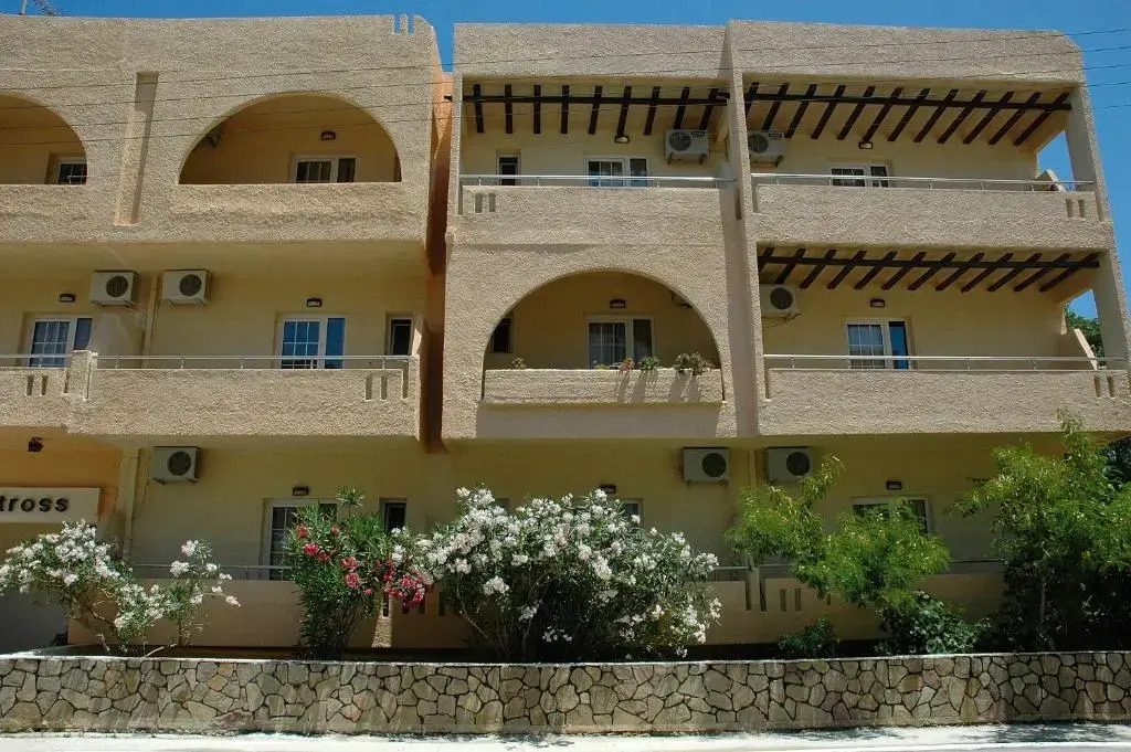 Albatross Hotel