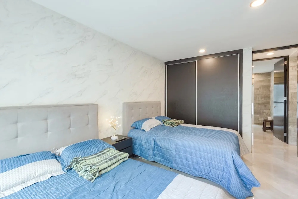 Homey 2BD w Gym Cibeles La Roma