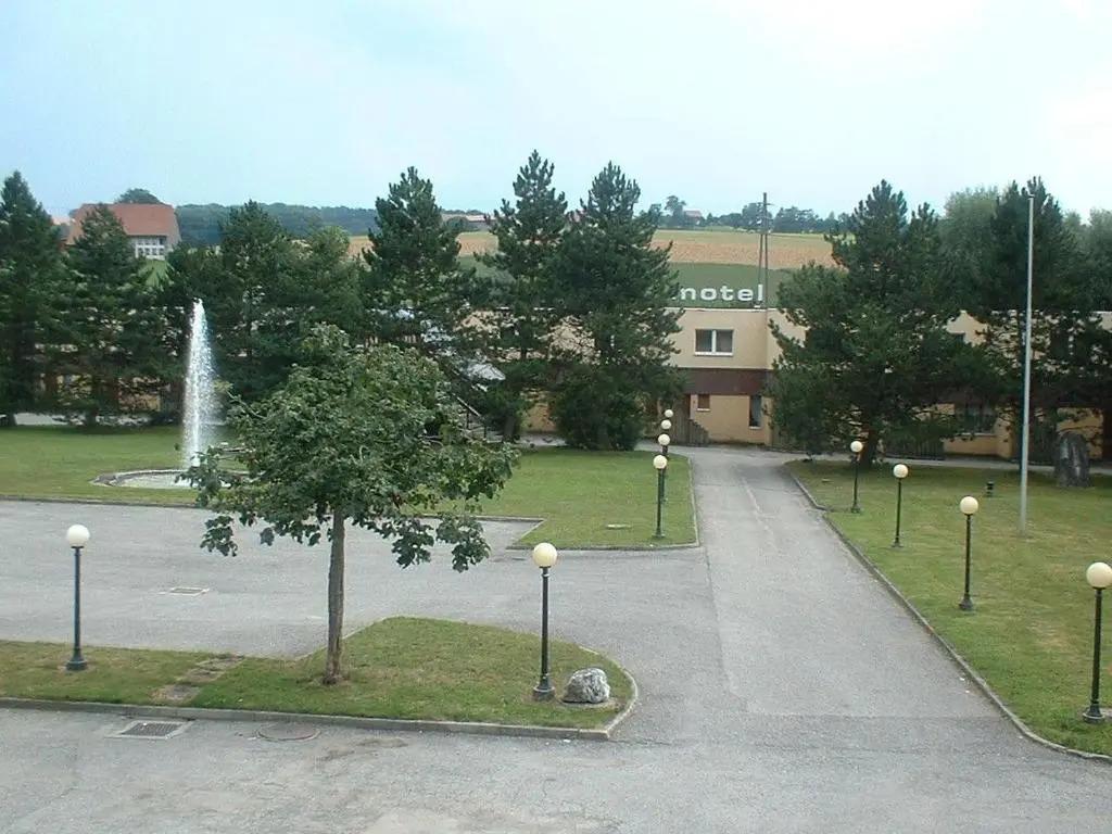 Motel - Hôtel La Poularde