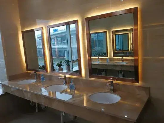 Tianyuan Space Capsule Hotel (Urumqi T1 Branch)