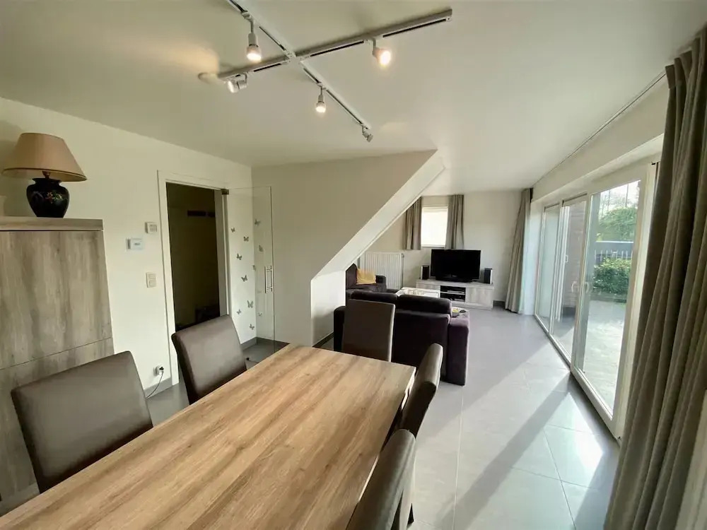 Stylish Westende Getaway