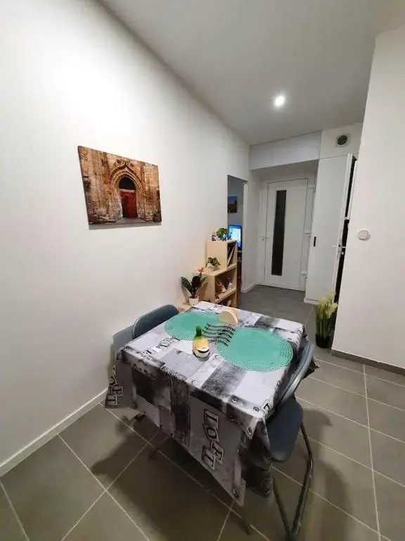 Appartement d'une chambre avec vue sur la ville jardin clos et wifi a Dijon