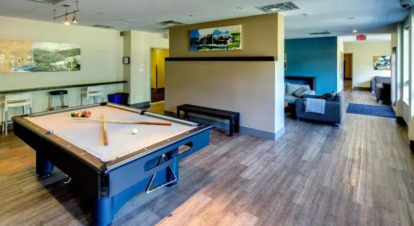 HI Whistler - Hostel