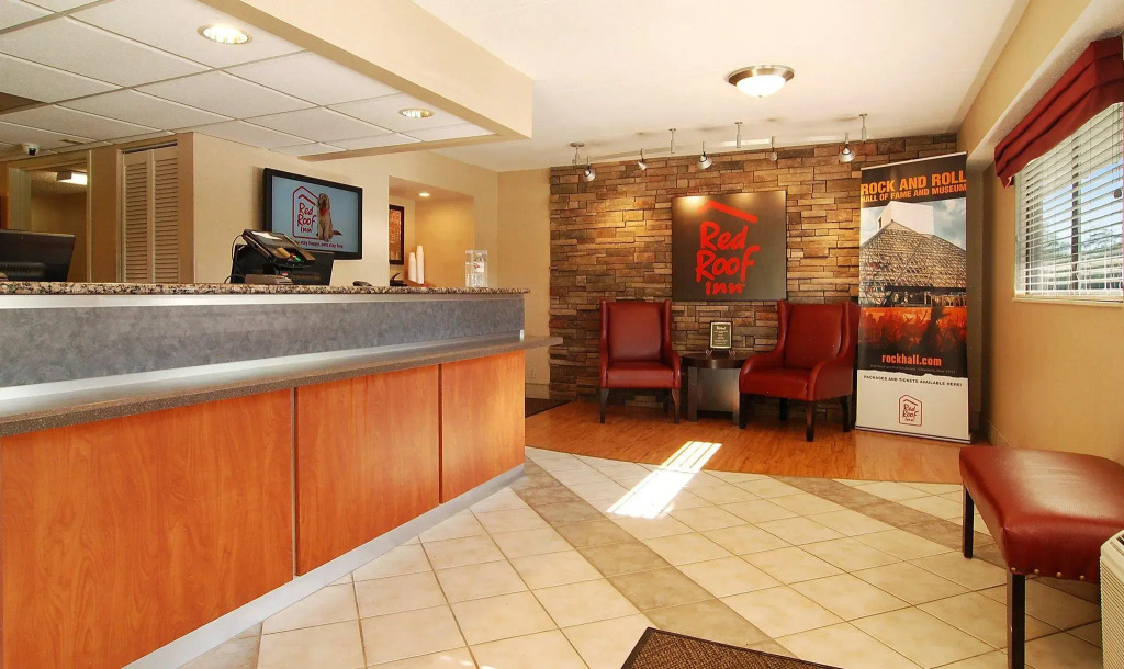Red Roof Inn Cleveland - Westlake