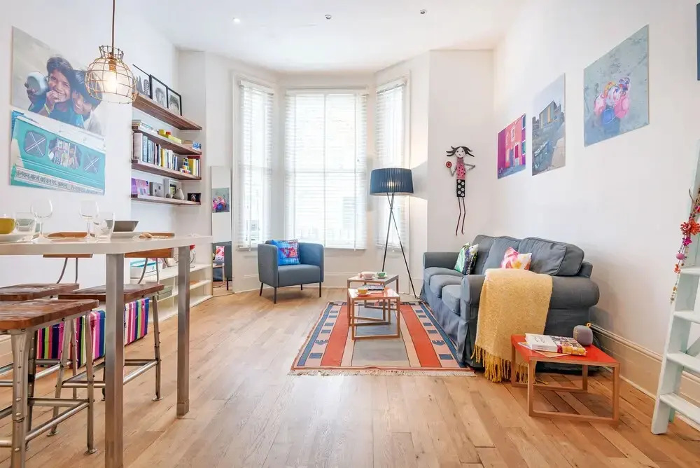 Colourful West Kensington Home Close to Earls Court