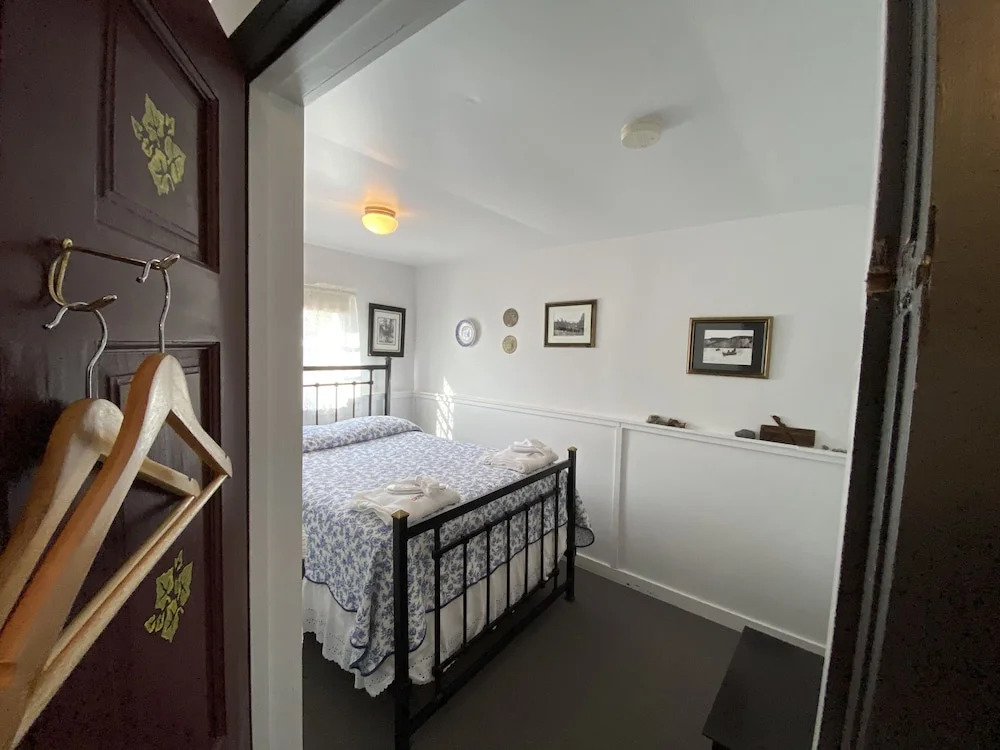 McCarthy Lodge Resort