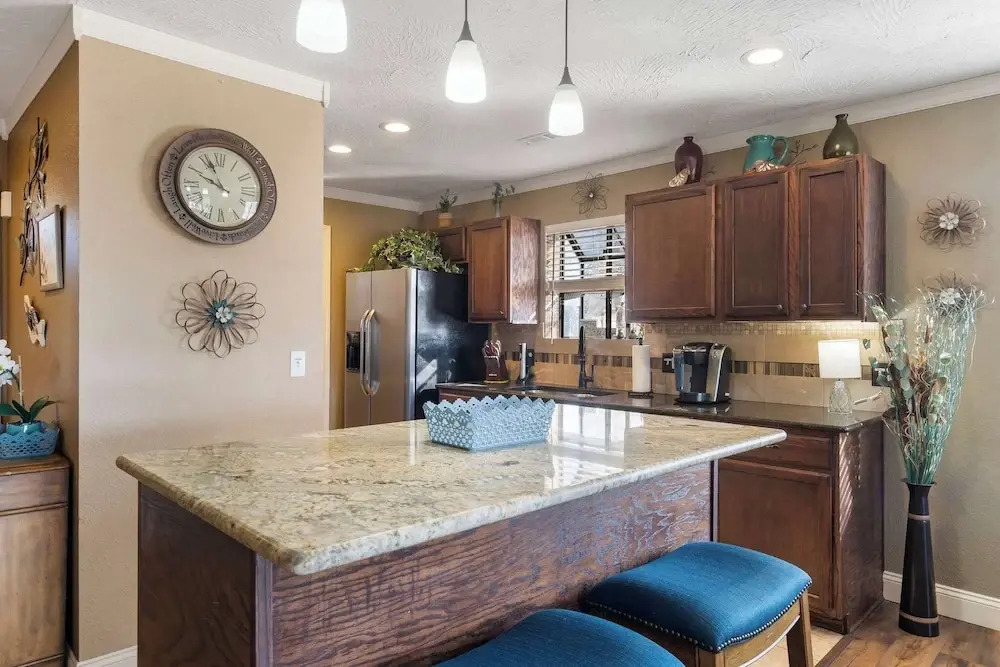 New Listing Twedt's Retreat - Balcony Views