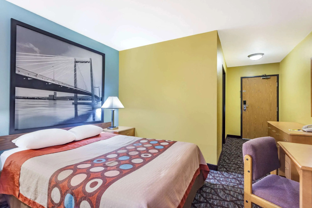Super 8 by Wyndham Union Gap Yakima Area