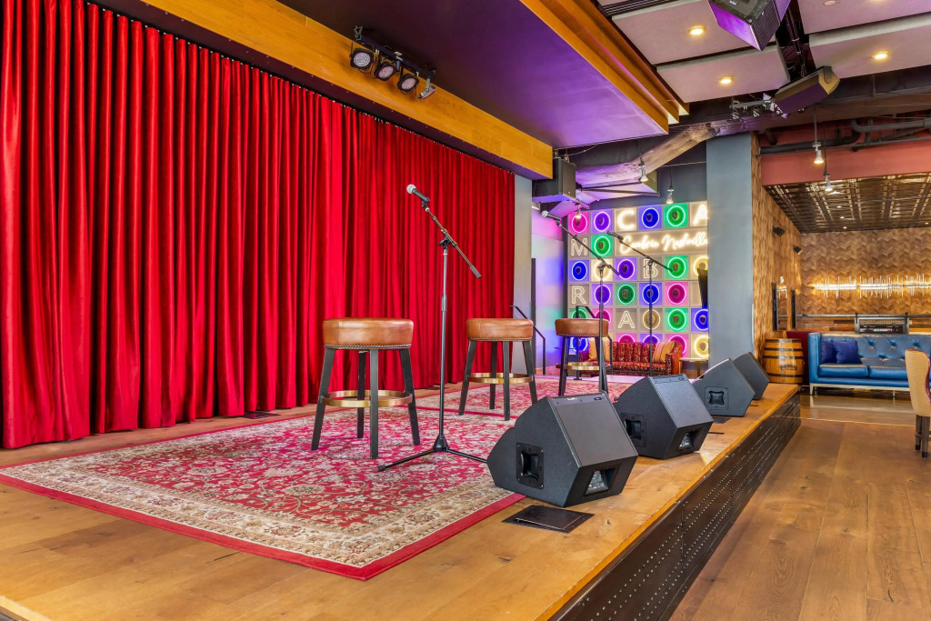 Cambria Hotel Nashville Downtown
