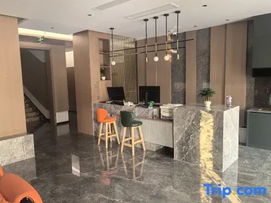 Senlan Hotel (Mancheng Huiyou Shopping Plaza)