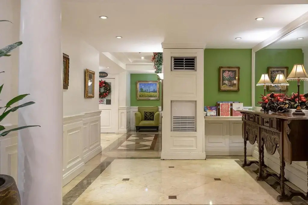 Orchid Garden Suites