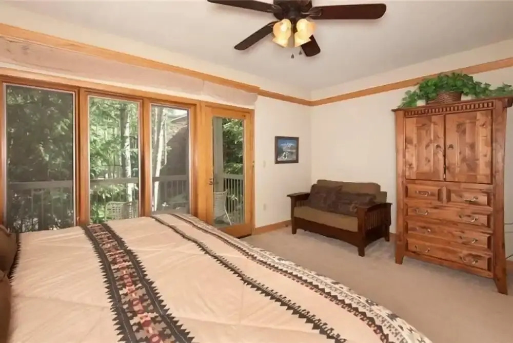 Ski In 2 Bedroom at Chateaux Dumont Keystone