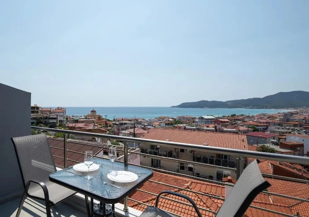 Blue Horizon Sarti - Cozy Quad Seaview Escape