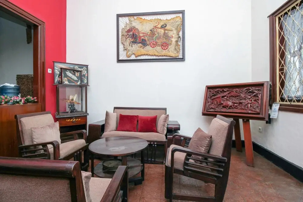 Airy Burangrang Wayang 8 Bandung