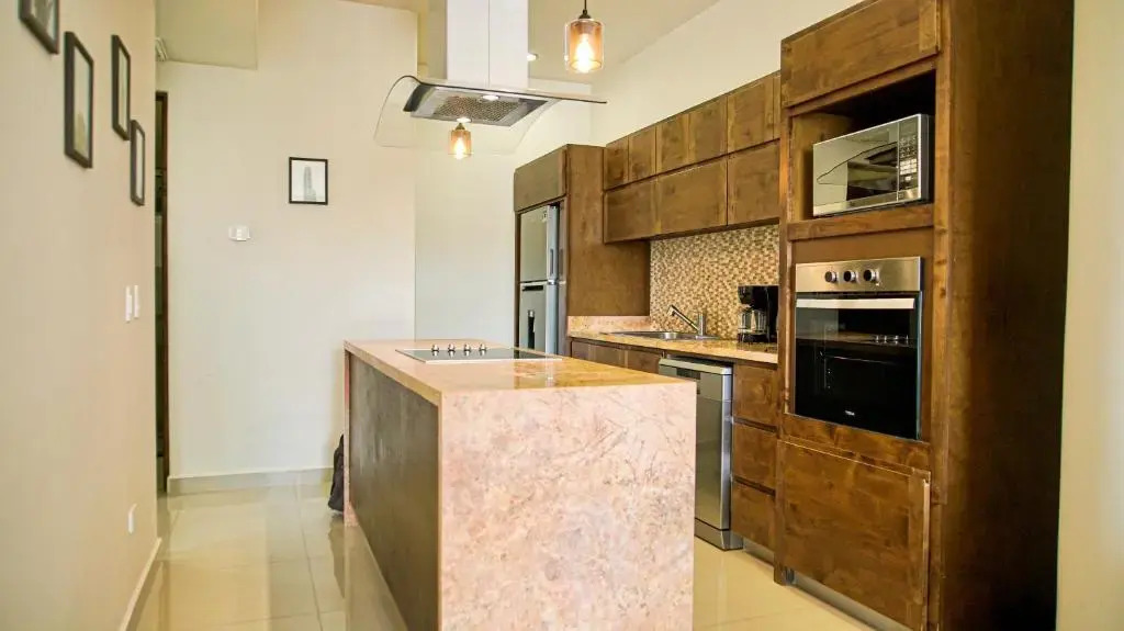 Gorgeous 2 bedroom 2 bath 2 pools Short walk to the beach Camino Viejo 204