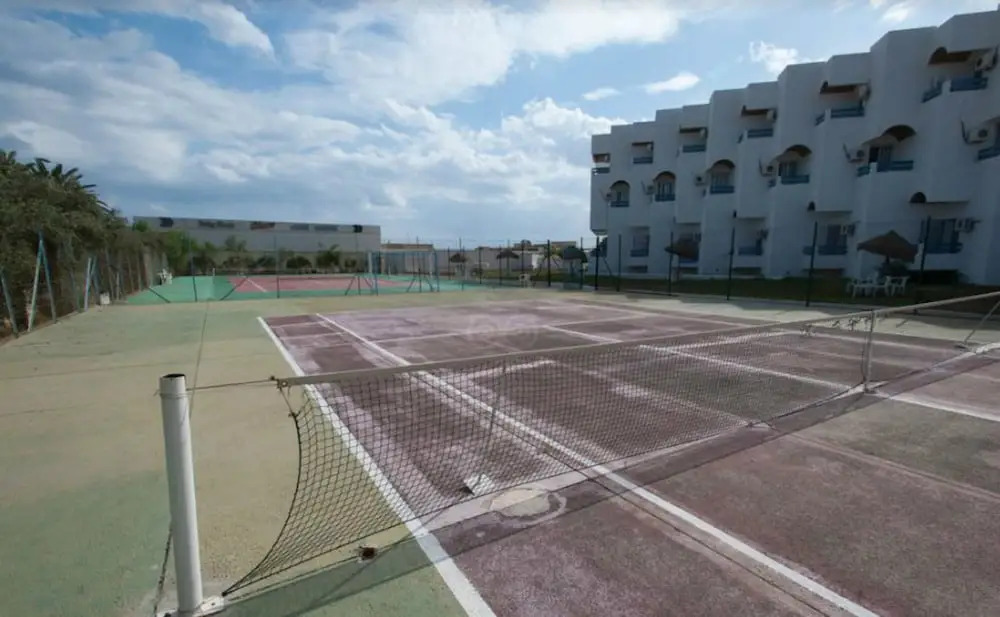 Hotel Les Pyramides
