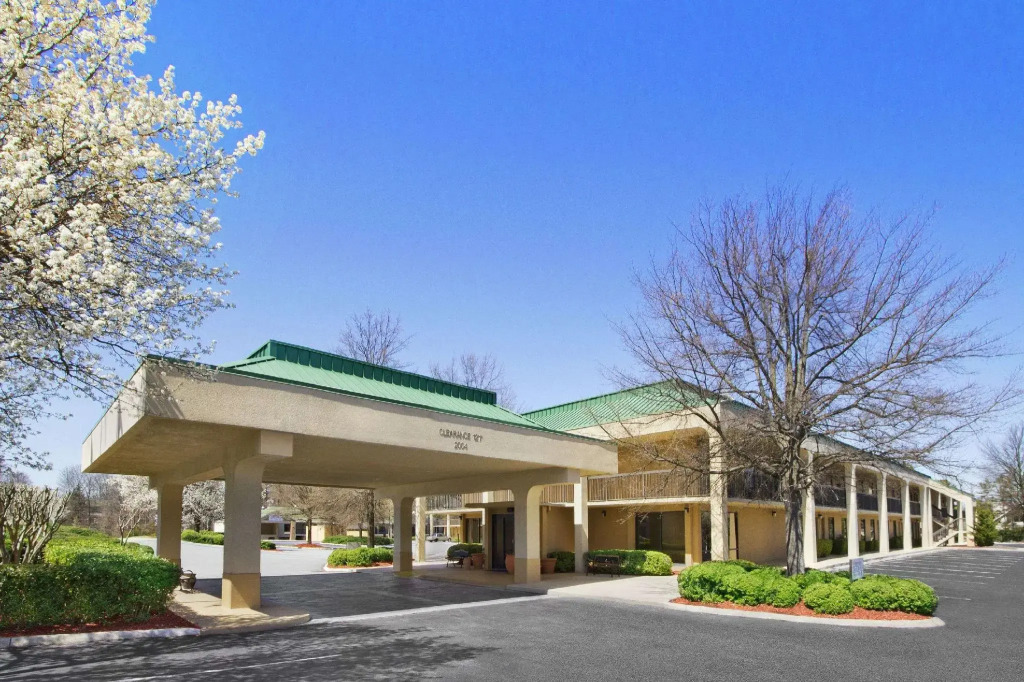 Howard Johnson Greensboro