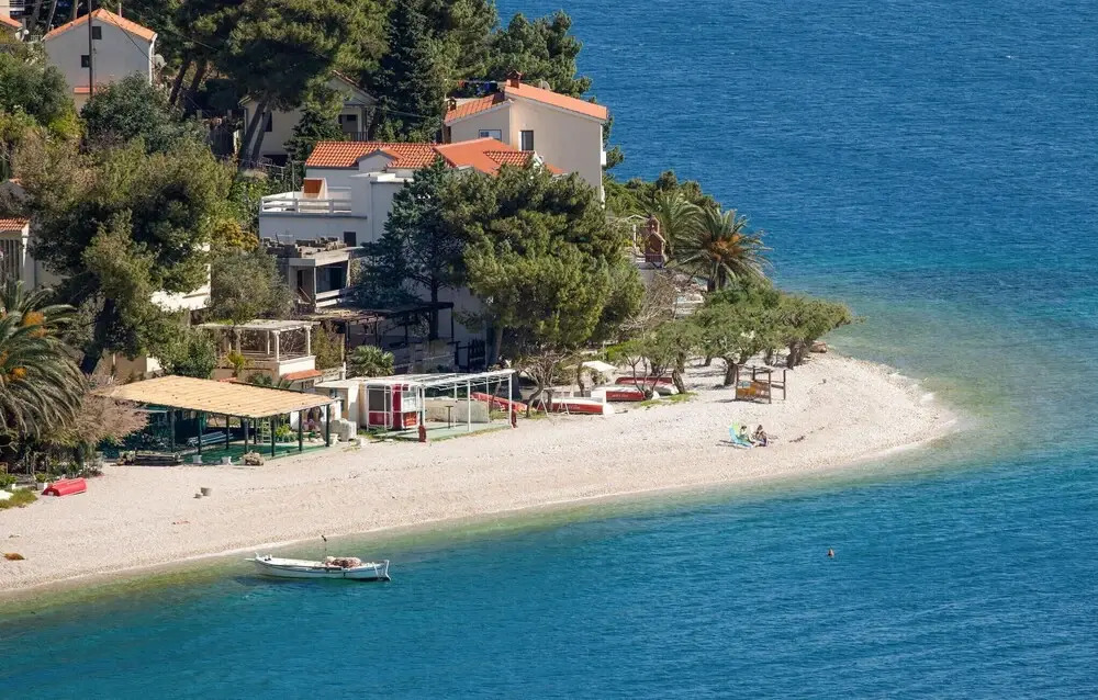 Stunning Home in Stanici With 6 Bedrooms and Outdoor Swimming Pool