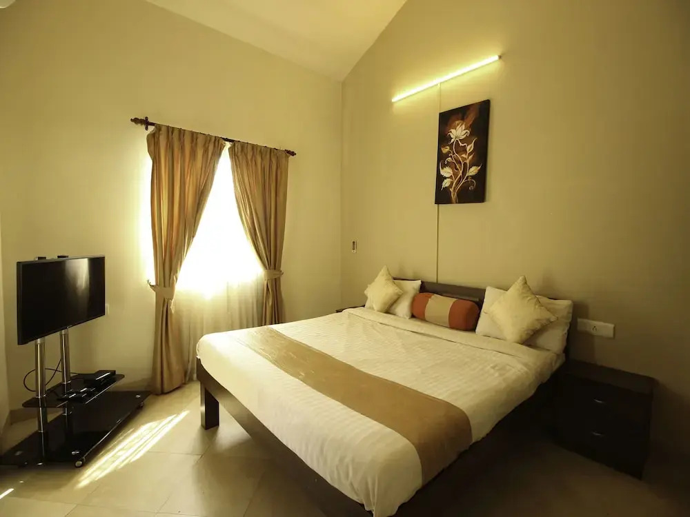 OYO 12904 Home Modern 2BHK Asagaon