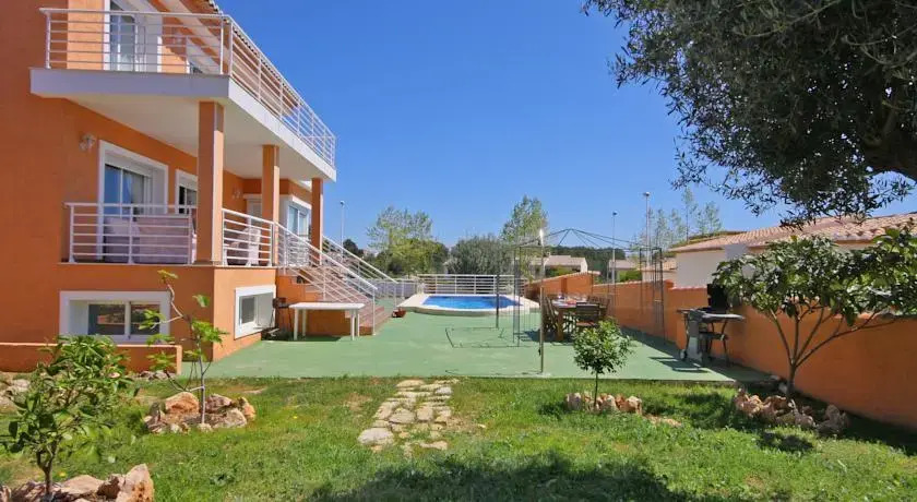 Villa Segovia