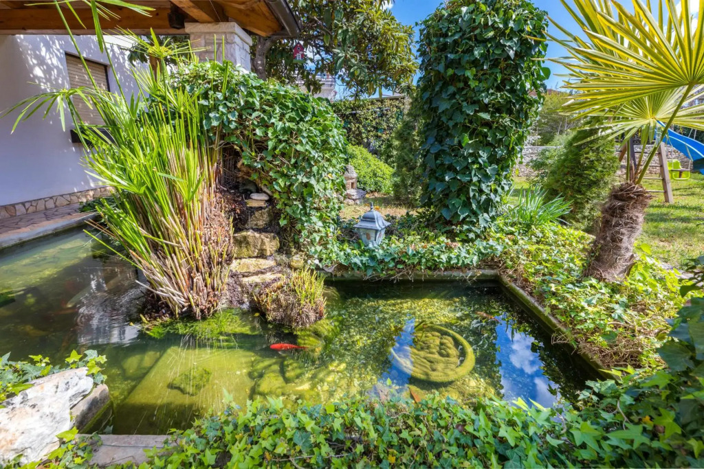 Lovely house with garden near city centre