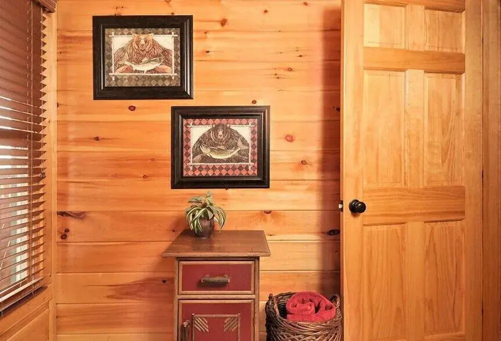 Dancing Bear Lodge